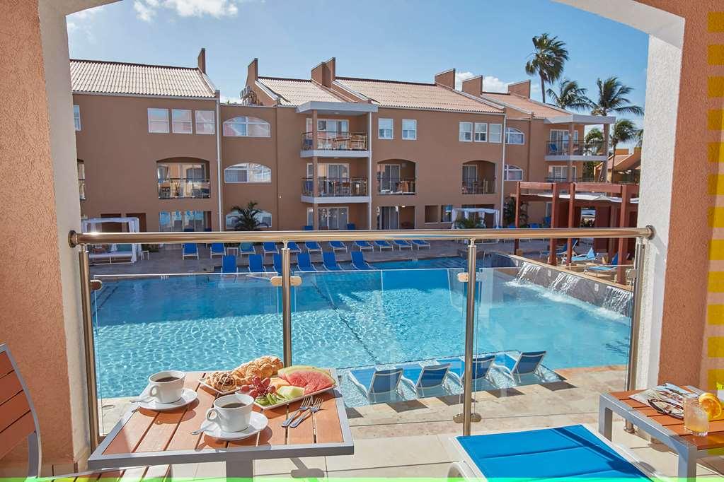 Divi Dutch Village Beach Resort Палм Бич Экстерьер фото